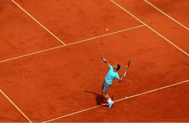 紅土場地便宜？可能是假紅土場地