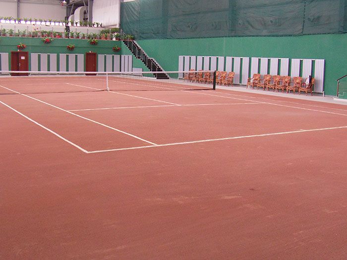 鄂爾多斯億利資源集團公司紅土網(wǎng)球場地