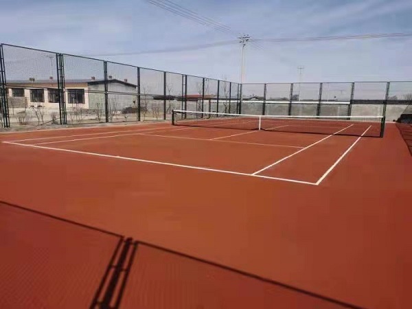 金河鎮(zhèn)農(nóng)民網(wǎng)球場(chǎng)施工完成現(xiàn)場(chǎng)圖